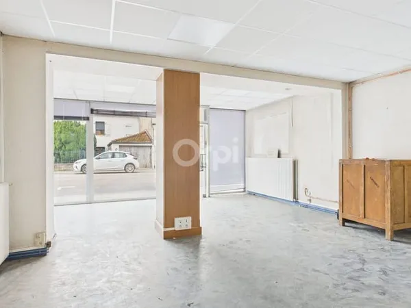 Bureau 111 m² 
