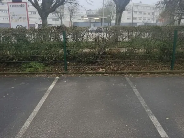 Parking 12 m² 