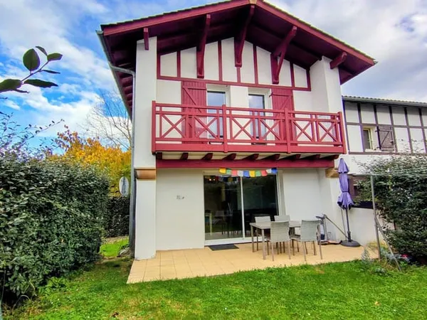Appartement 4 pièces 79 m² 