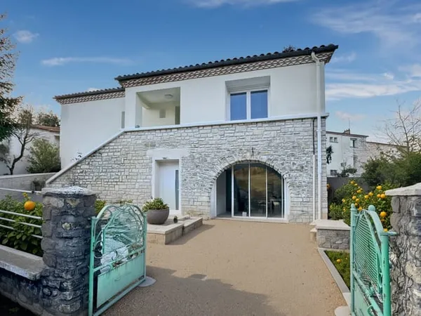 Maison 5 pièces 130 m² 