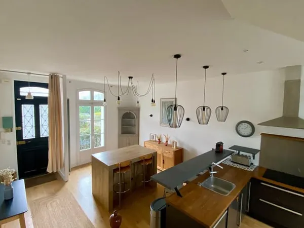 Maison 9 pièces 165 m² 