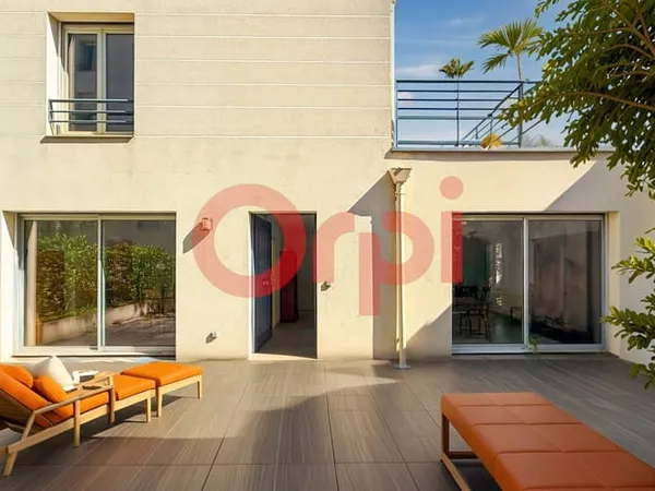 Appartement 4 pièces 127 m² 