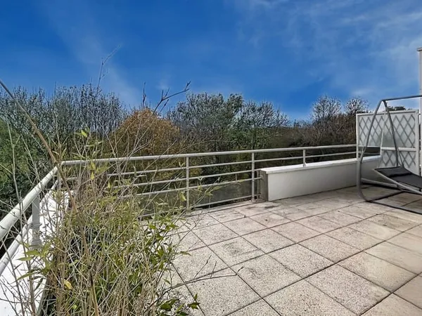Appartement 3 pièces 77 m² 