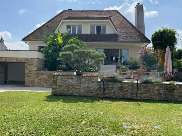 Maison 5 pièces 287 m²
