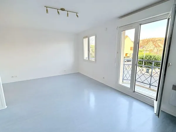 Studio 1 pièce 30 m² 