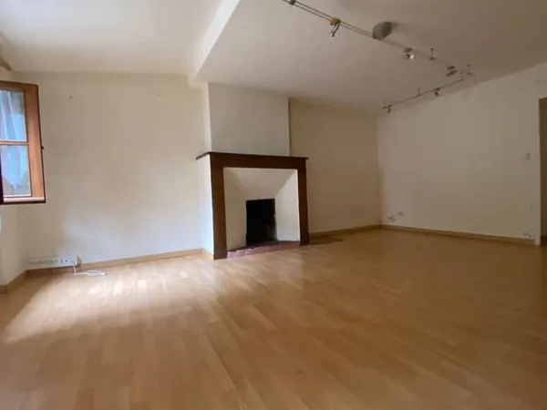 Appartement 3 pièces 77 m² 