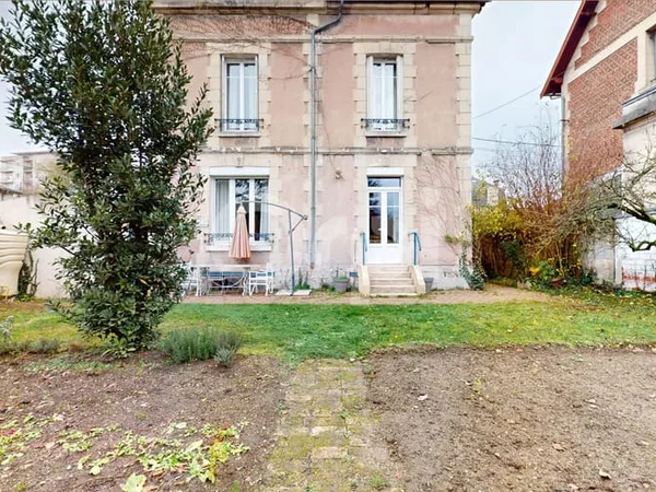 Maison 6 pièces 150 m² 