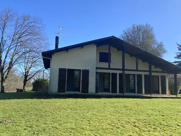 Maison 6 pièces 138 m² 