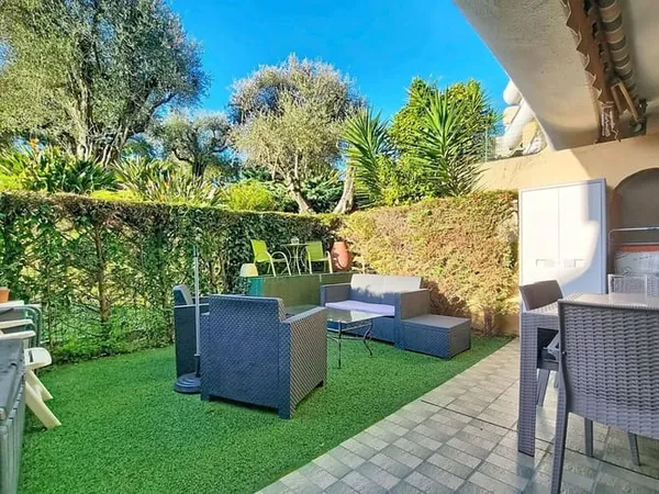 Studio 1 pièce 29 m² 