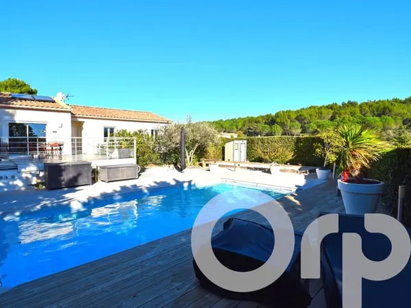 Maison 5 pièces 185 m²