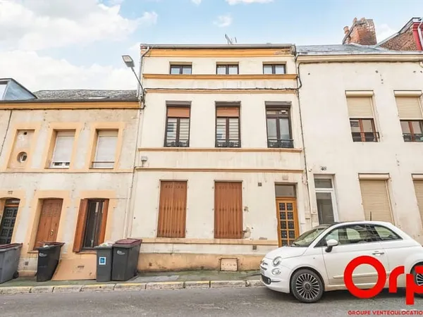 Immeuble de rapport 6 pièces 104 m² 