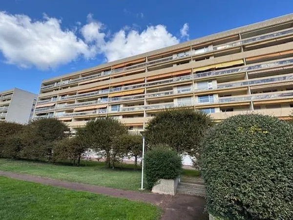 Appartement 4 pièces 104 m² 