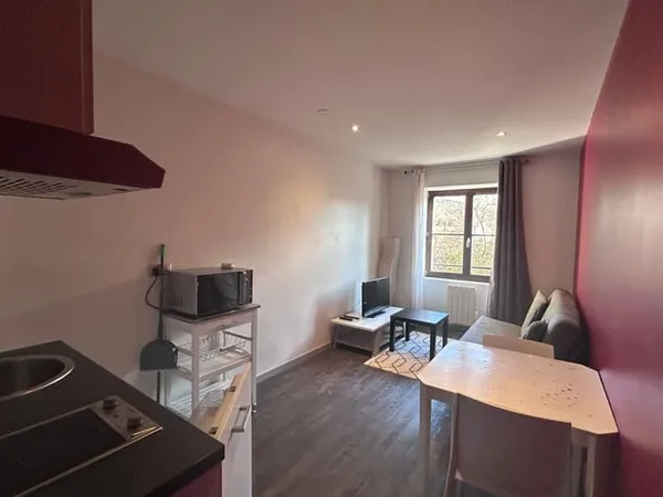 Studio 1 pièce 19 m² 