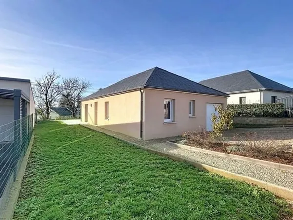 Maison 2 pièces 373 m² 