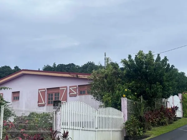 Maison 8 pièces 203 m² 