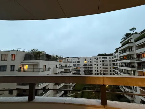 Appartement 1 pièce 33 m² 