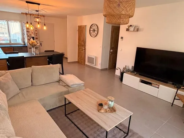 Maison 2 pièces 75 m² 
