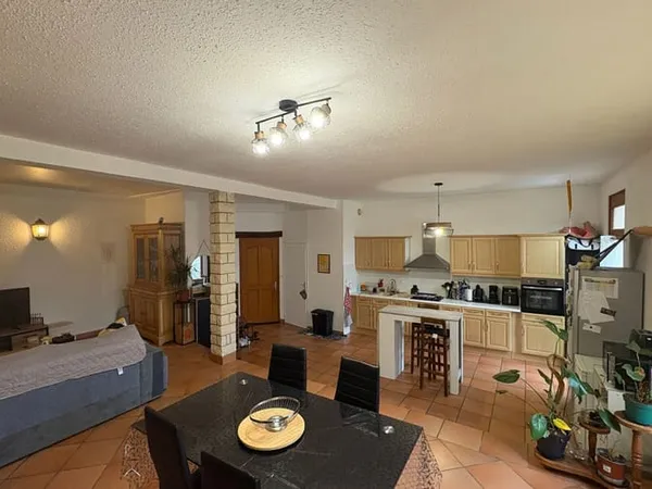Appartement 4 pièces 112 m² 