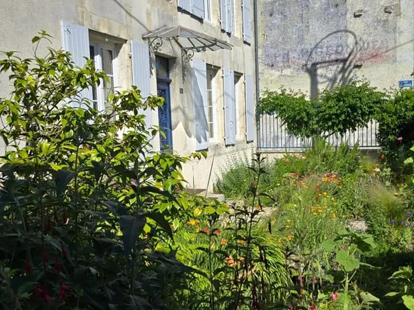 Maison 4 pièces 197 m² 
