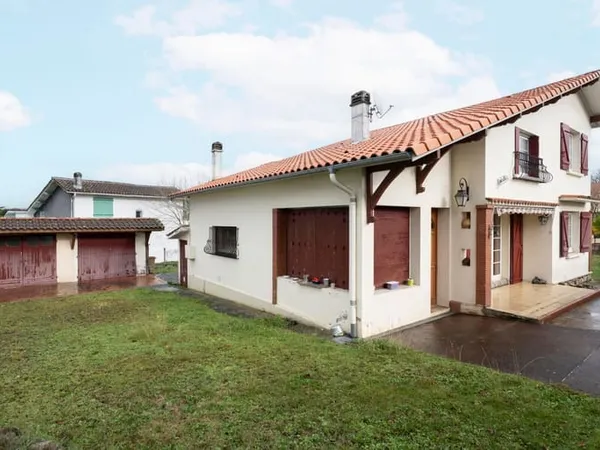 Maison 5 pièces 122 m² 