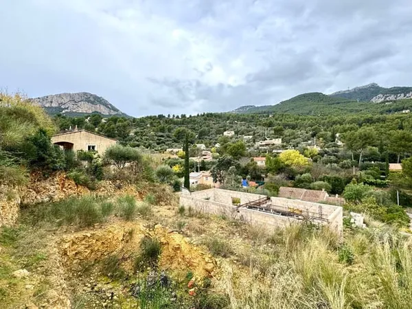 Terrain 1640 m² 