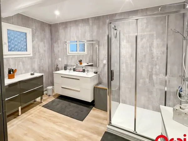 Maison 5 pièces 209 m² 
