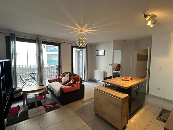 Appartement 1 pièce 42 m² 