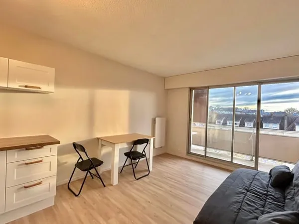 Studio 1 pièce 23 m² 
