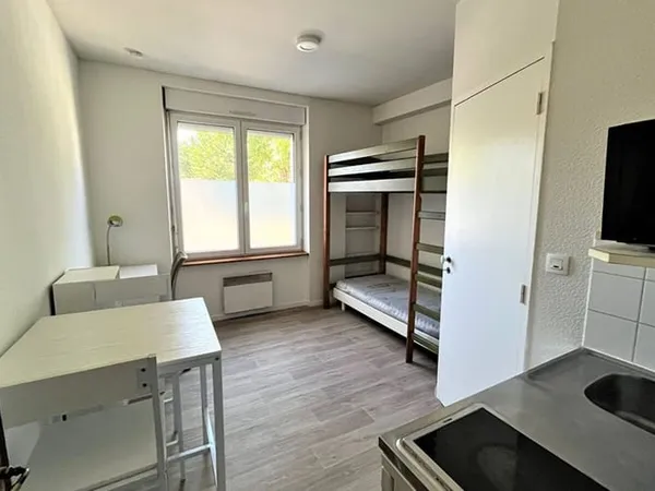 Appartement 1 pièce 12 m² 