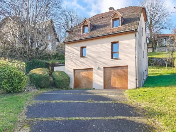 Maison 5 pièces 126 m² 