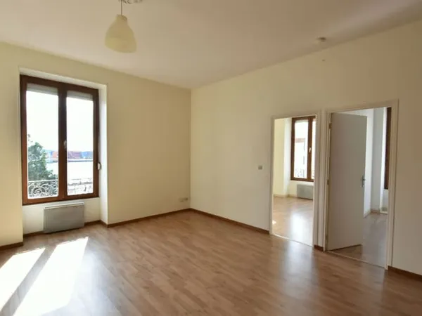 Appartement 2 pièces 53 m² 