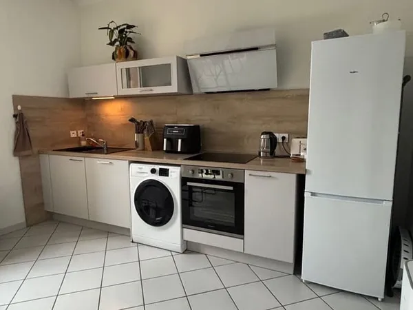 Appartement 1 pièce 54 m² 