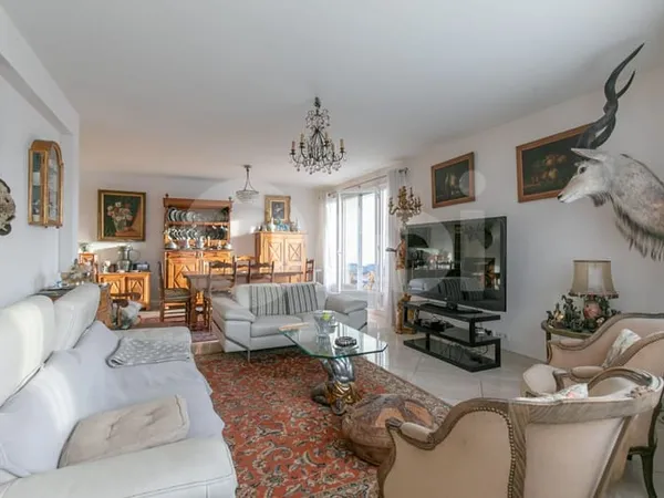 Appartement 4 pièces 127 m² 