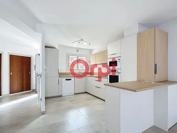 Appartement 2 pièces 86 m² 