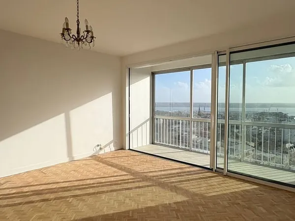 Appartement 3 pièces 87 m²