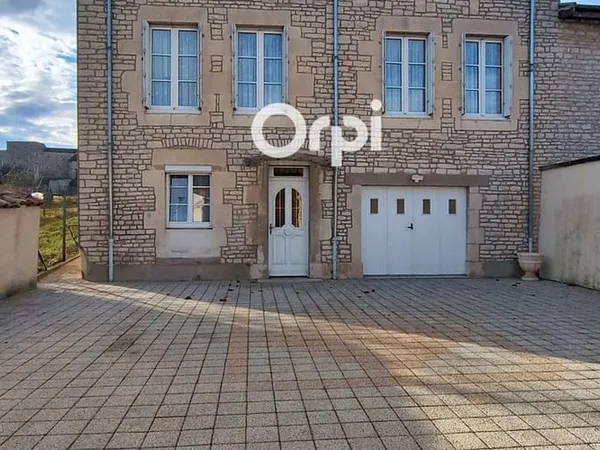 Maison 7 pièces 225 m² 