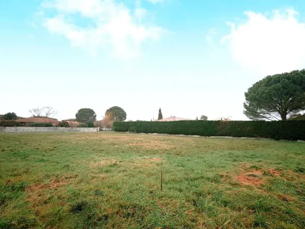 Terrain 1247 m² 