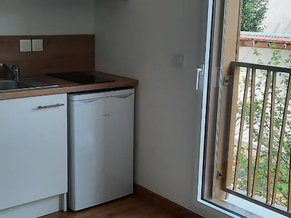 Studio 1 pièce 20 m² 