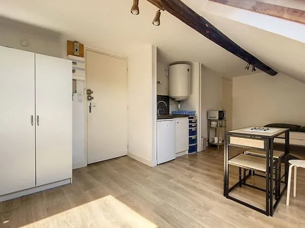 Appartement 1 pièce 18 m² 