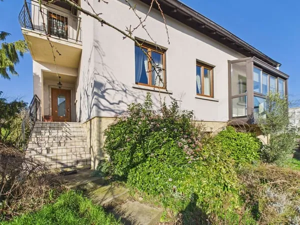 Maison 6 pièces 182 m²