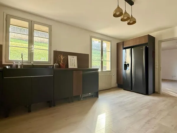 Maison 5 pièces 198 m² 
