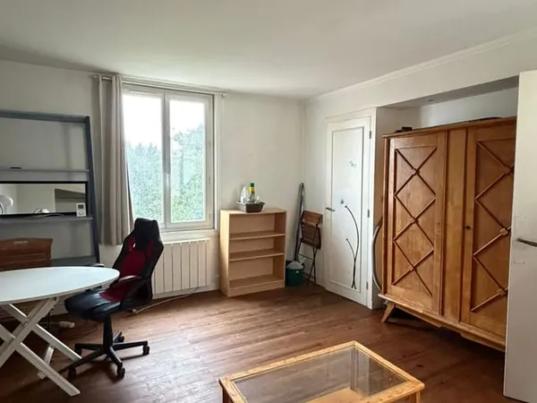 Studio 1 pièce 25 m²