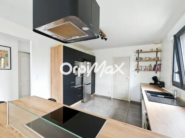 Maison 5 pièces 111 m² 