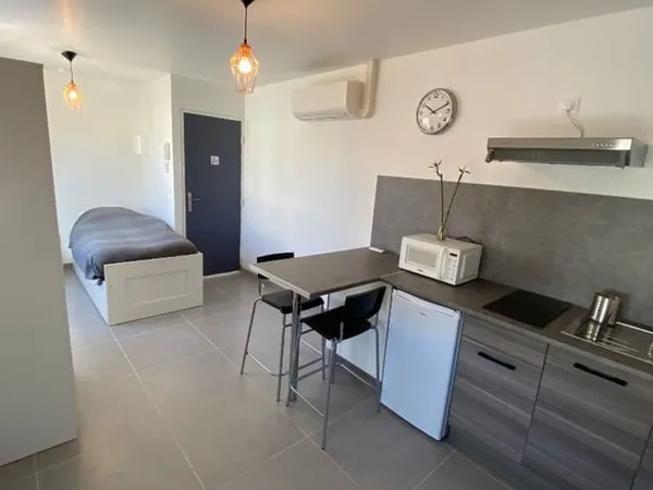 Appartement 1 pièce 18 m² 