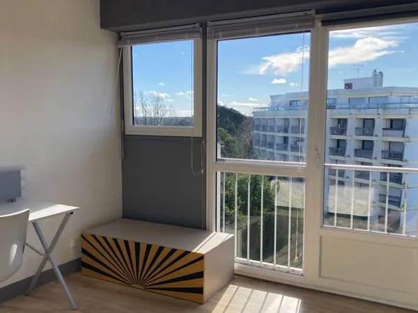 Studio 1 pièce 20 m² 