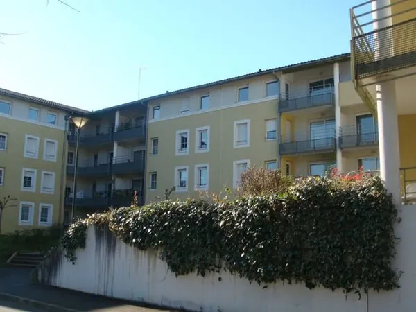 Studio 1 pièce 28 m² 