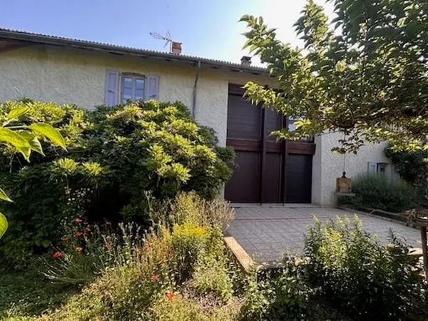 Maison 9 pièces 273 m² 