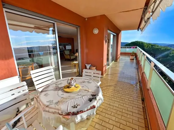 Appartement 3 pièces 99 m² 