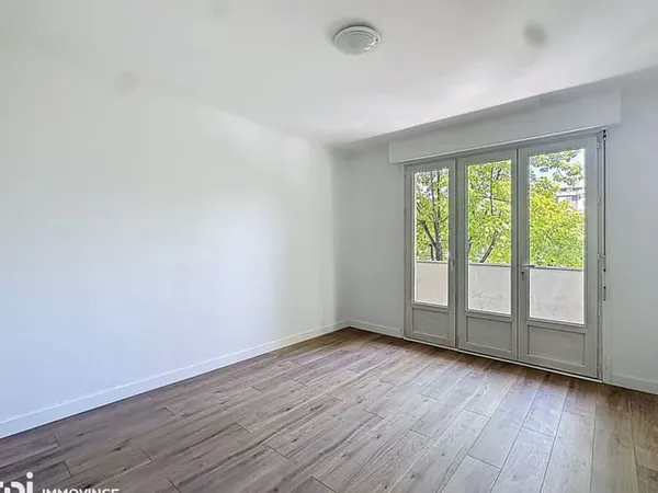Appartement 4 pièces 81 m² 