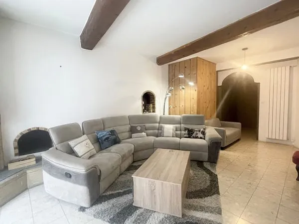 Maison 8 pièces 178 m²